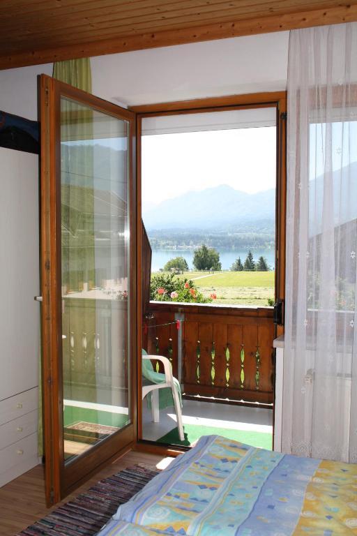 Gaestehaus Uggowitzer Drobollach am Faakersee Δωμάτιο φωτογραφία